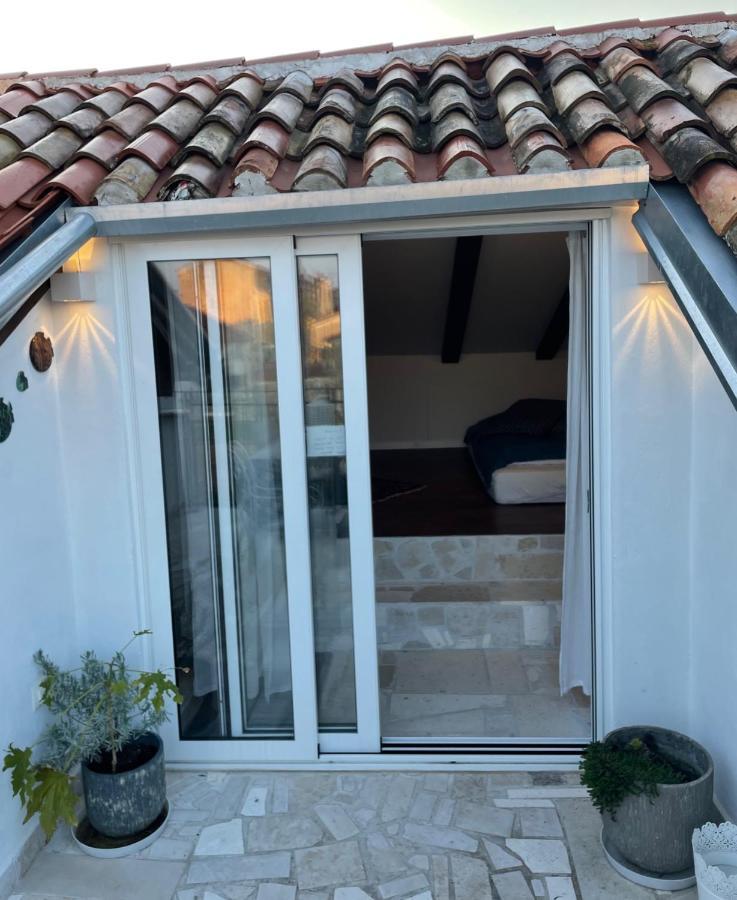 Appartement Steinhaus Mit Terrasse à Rovinj Extérieur photo