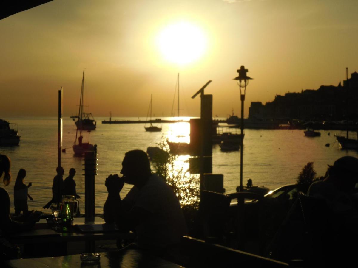 Appartement Steinhaus Mit Terrasse à Rovinj Extérieur photo